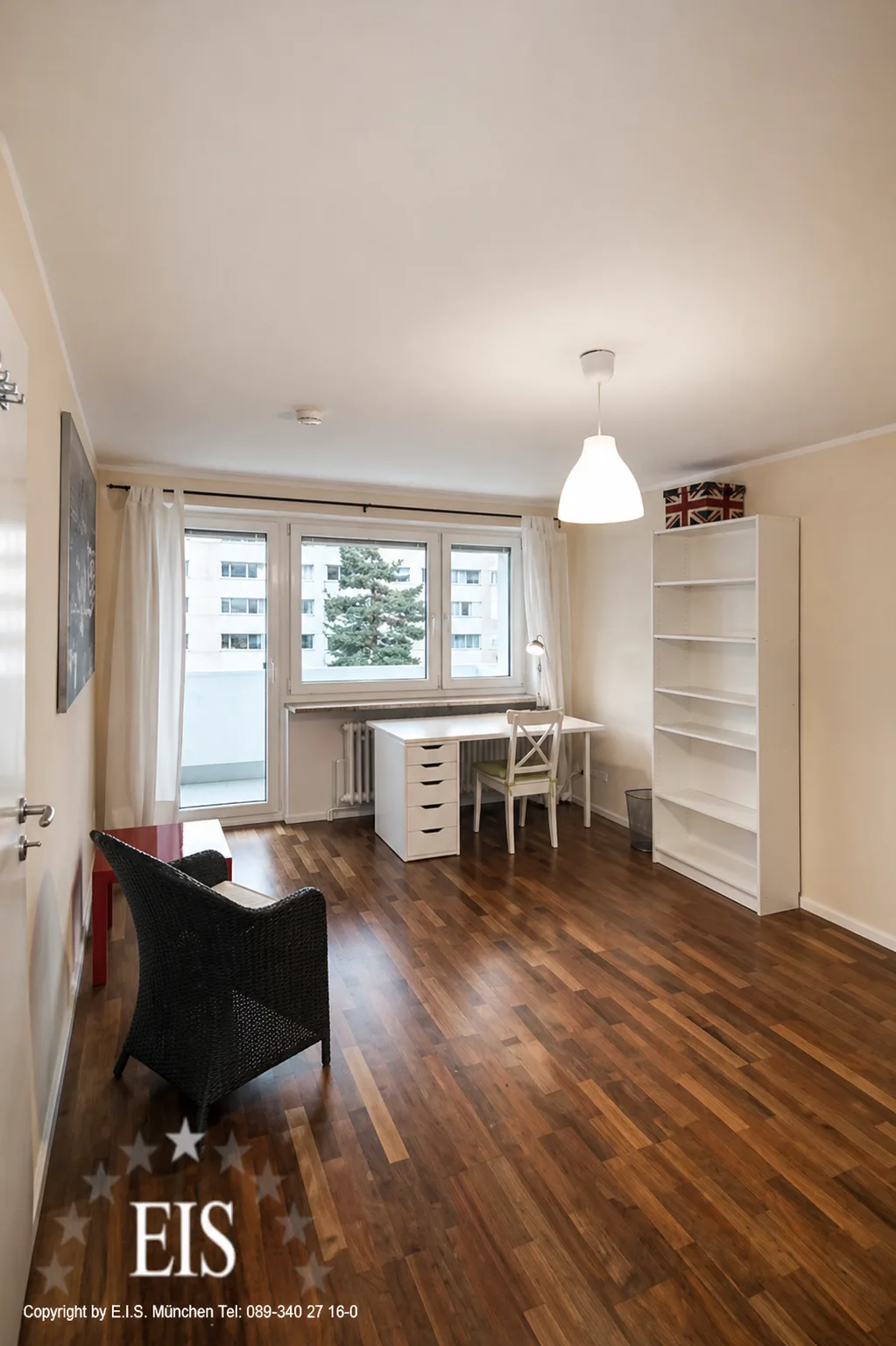 Lichtflutetes 3-Zimmer-Wohnjuwel im Grünen: Modernisiert mit idyllischem Westbalkon in Fürstenried-West